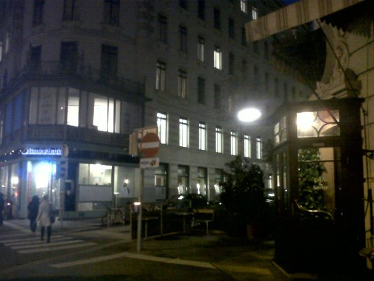 night-porter-hotel-and-cafe-2